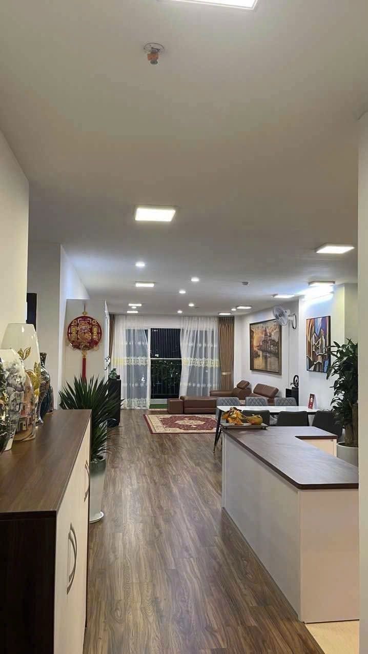 CĂN HỘ VIP HỒ GƯƠM PLAZA – 3 NGỦ RỘNG – 3 BAN CÔNG SIÊU THOÁNG – TẶNG FULL NỘI THẤT – TRUNG TÂM TRẦN PHÚ, HÀ ĐÔNG