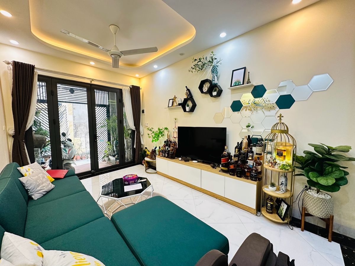 BÁN NHÀ PHỐ LĨNH NAM – NHÀ ĐẸP Ở SƯỚNG – CHỦ TẶNG TOÀN BỘ NỘI THẤT XỊN – 46M² × 5 TẦNG – 12.6 TỶ