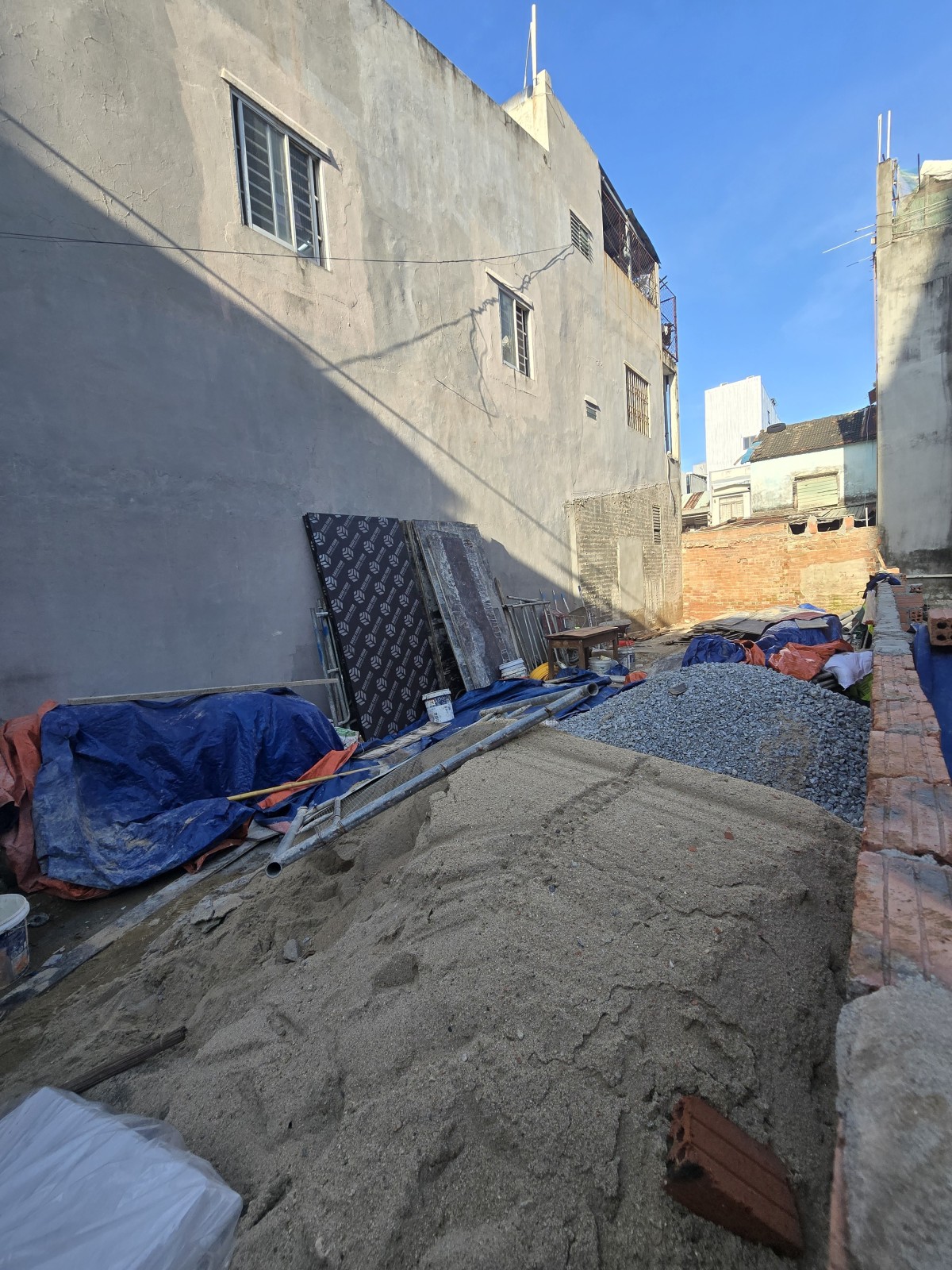 Mặt tiền Thạch Lam gần biển Mỹ Khê, 82m2, giá 13.3 tỷ, phố kinh doanh Sơn Trà