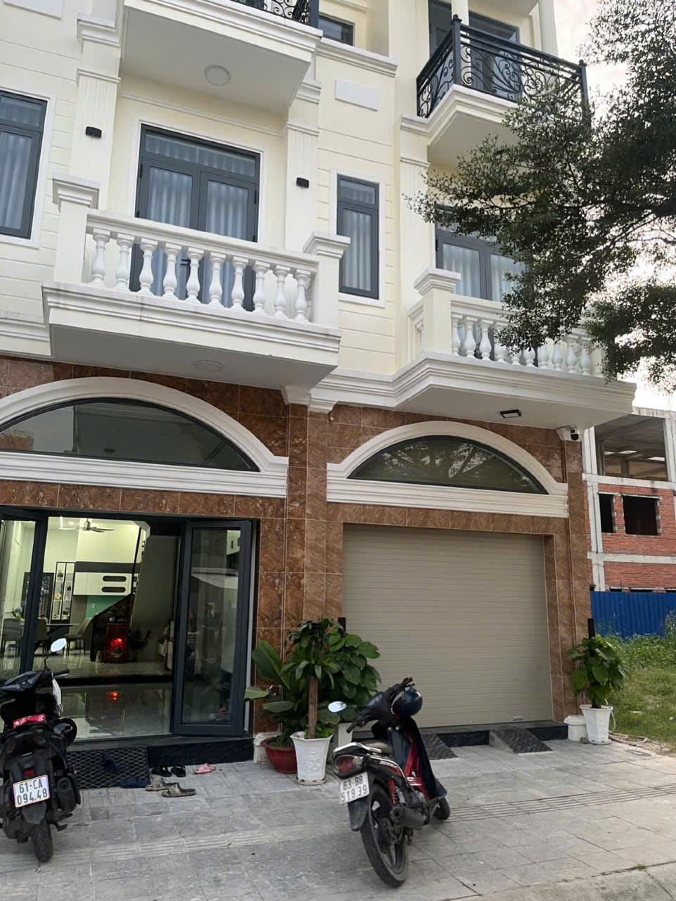 Nhà Phố Icon Central Phường Dĩ An – Khu Đông TP.HCM, sổ sẵn, giá tốt