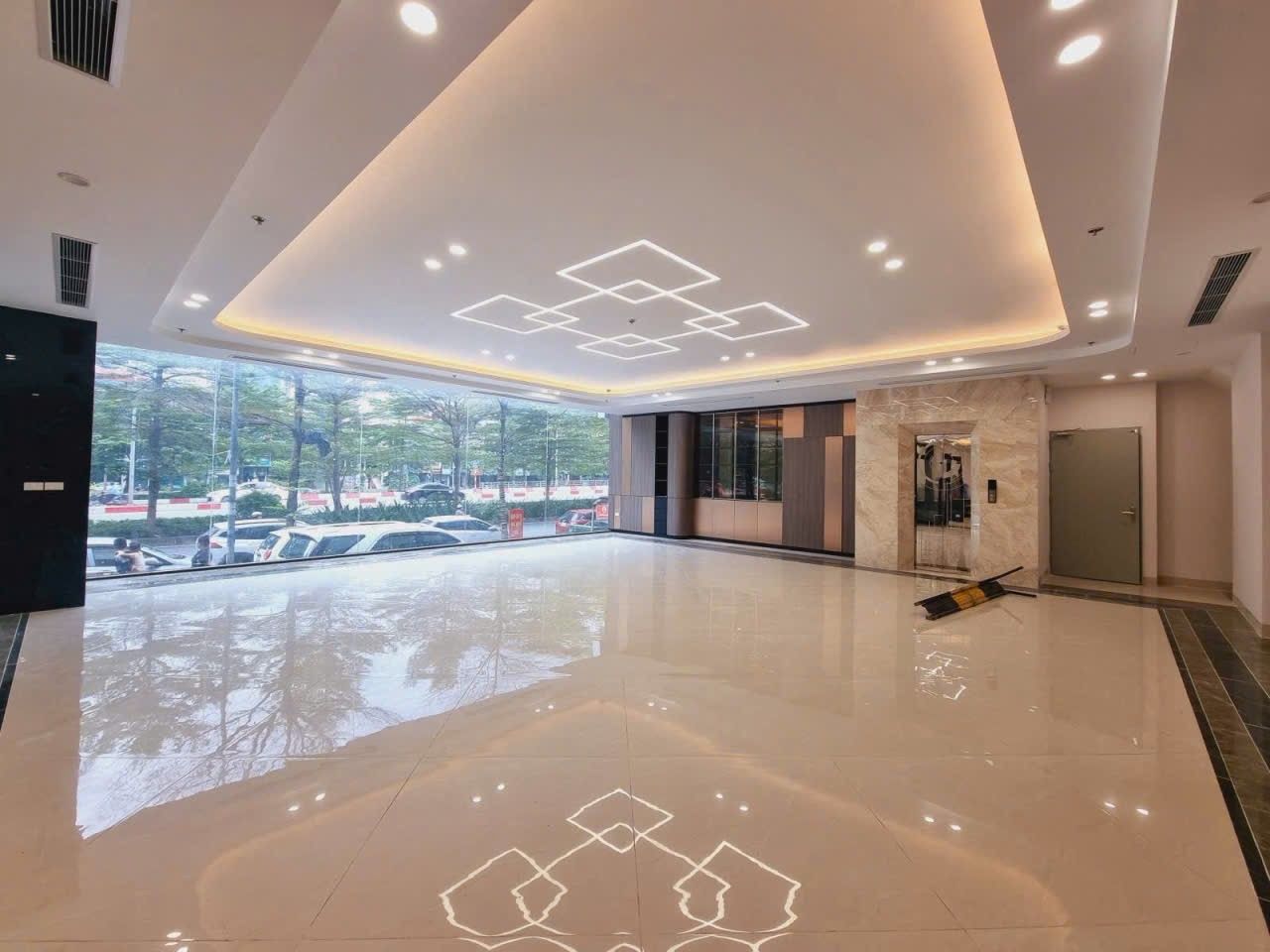 DÒNG TIỀN 8,4 TỶ - 22M MẶT TIỀN - LÔ GÓC MẶT PHỐ - 2 THANG MÁY – TRUNG TÂM 3 QUẬN