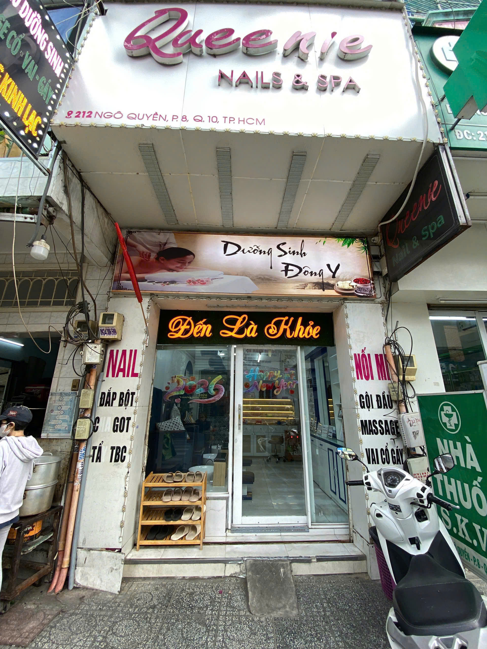 Sang Tiệm Q10 ( chuẩn bị làm tết luôn ) 212 Ngô Quyền, phường 8, quận 10