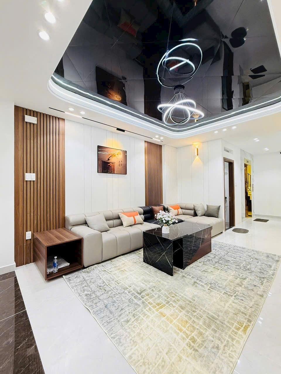 **Bán nhà MT Hoàng Hoa Thám** phường 13, Tân Bình; 4x15m - 16,8 tỷ