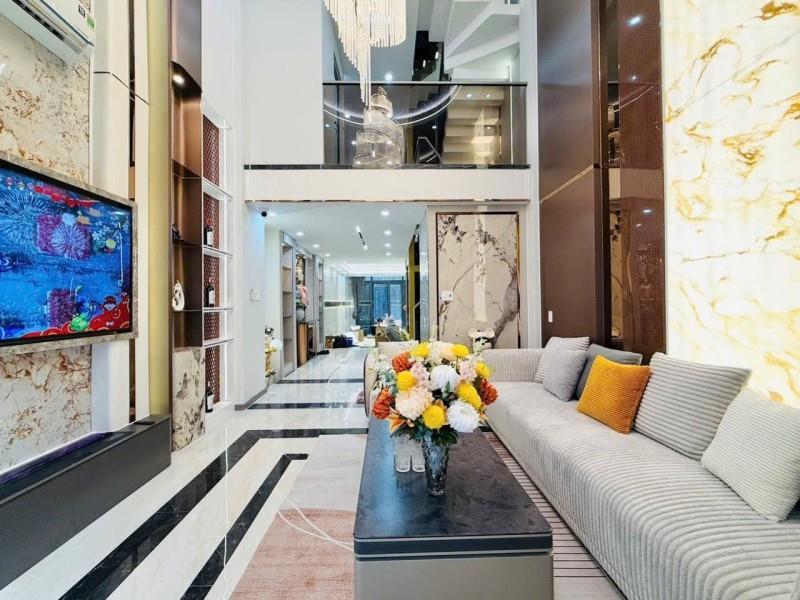 **Bán nhà hẻm 28 Trương Công Định** phường 14, Tân Bình (6,5*15) 90 tr/m2