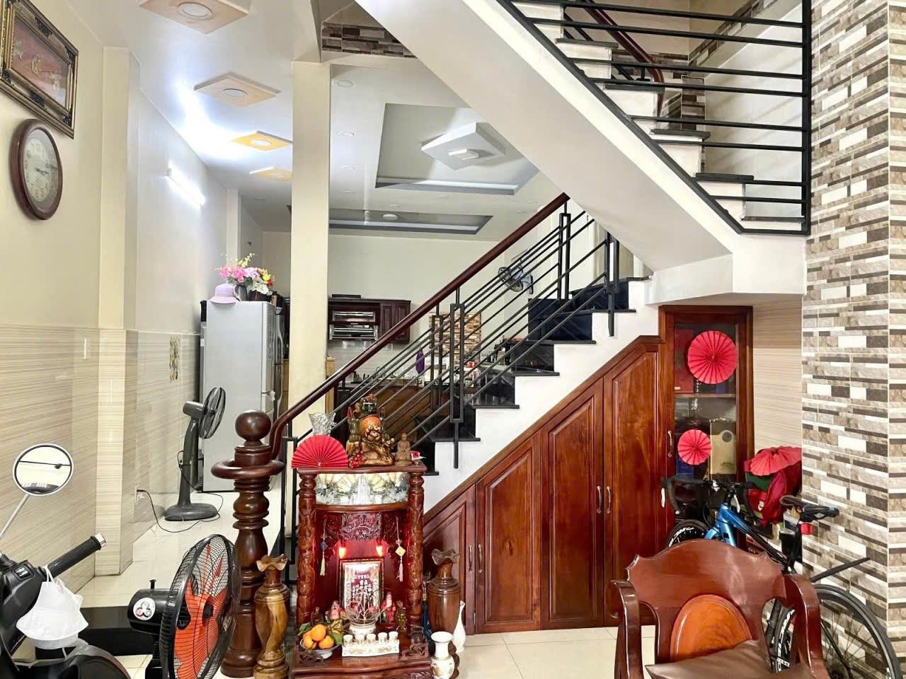 Bán nhà hẻm 8m Phạm Văn Hai, phường 3 Tân Bình; 5*17; chợ PVH