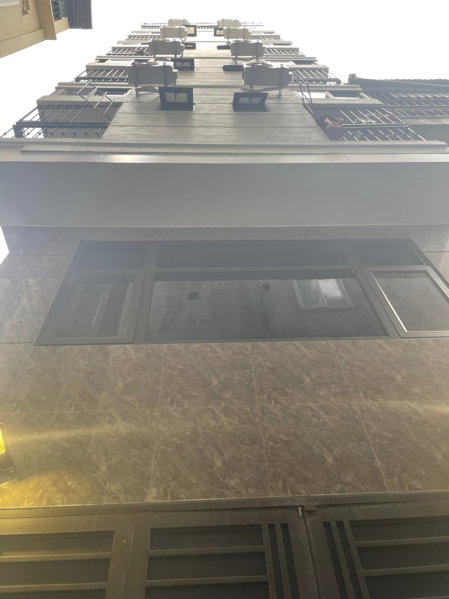 Bán nhà phố Hàng Bài, quận Hoàn Kiếm, gần mặt phố, 63m2 , mặt tiền 5m, 6 tầng thang máy.