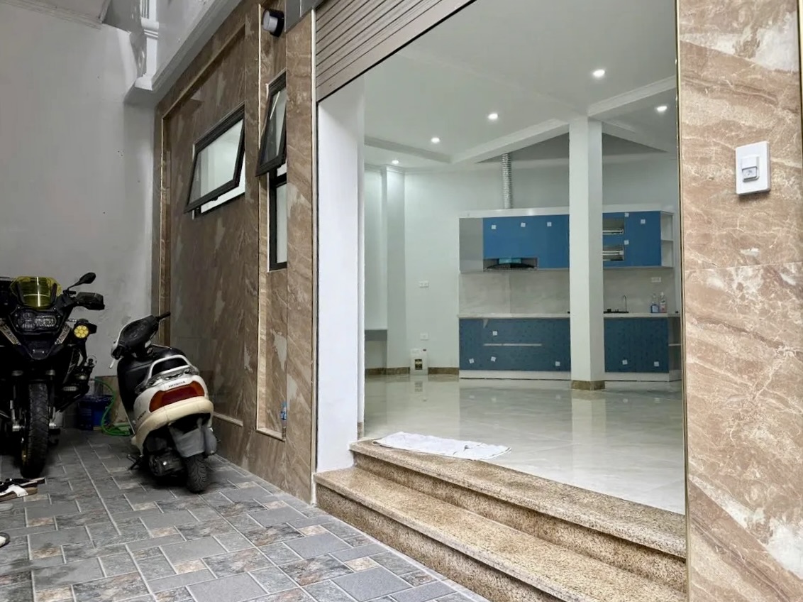 Bán nhà mới Thái Thịnh - Đống Đa, 40m2 x 6 Tầng Thang Máy, MT6,4m, 4PN, 11,6 Tỷ