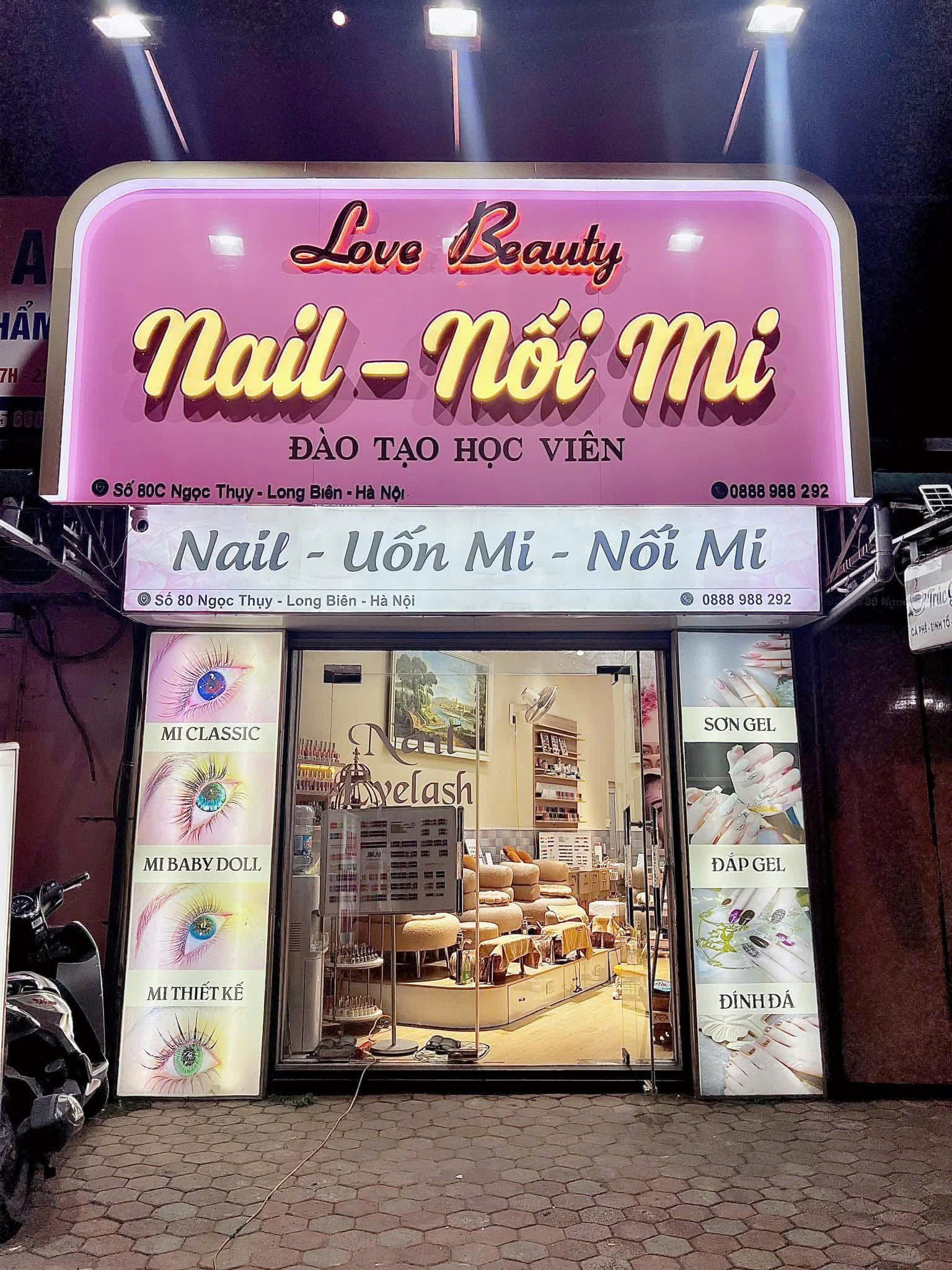 Mình bận công việc quá không kham được nên muốn nhượng bớt lại 1 cửa hàng Nail – Mi có chỗ ở lại cho chị em nào thiện