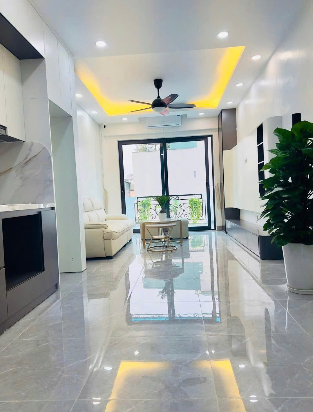 CHÙA BỘC 42M² – 5 TẦNG – MT 7.4M THANG MÁY – NGÕ Ô TÔ 10.9 TỶ