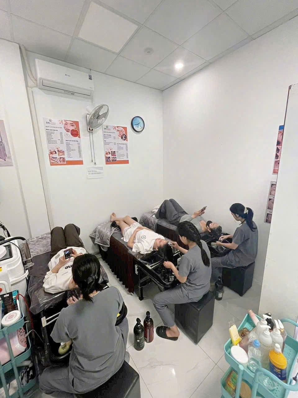 CHÍNH CHỦ CẦN CHUYỂN NHƯỢNG SPA CÓ CHỖ Ở LẠI