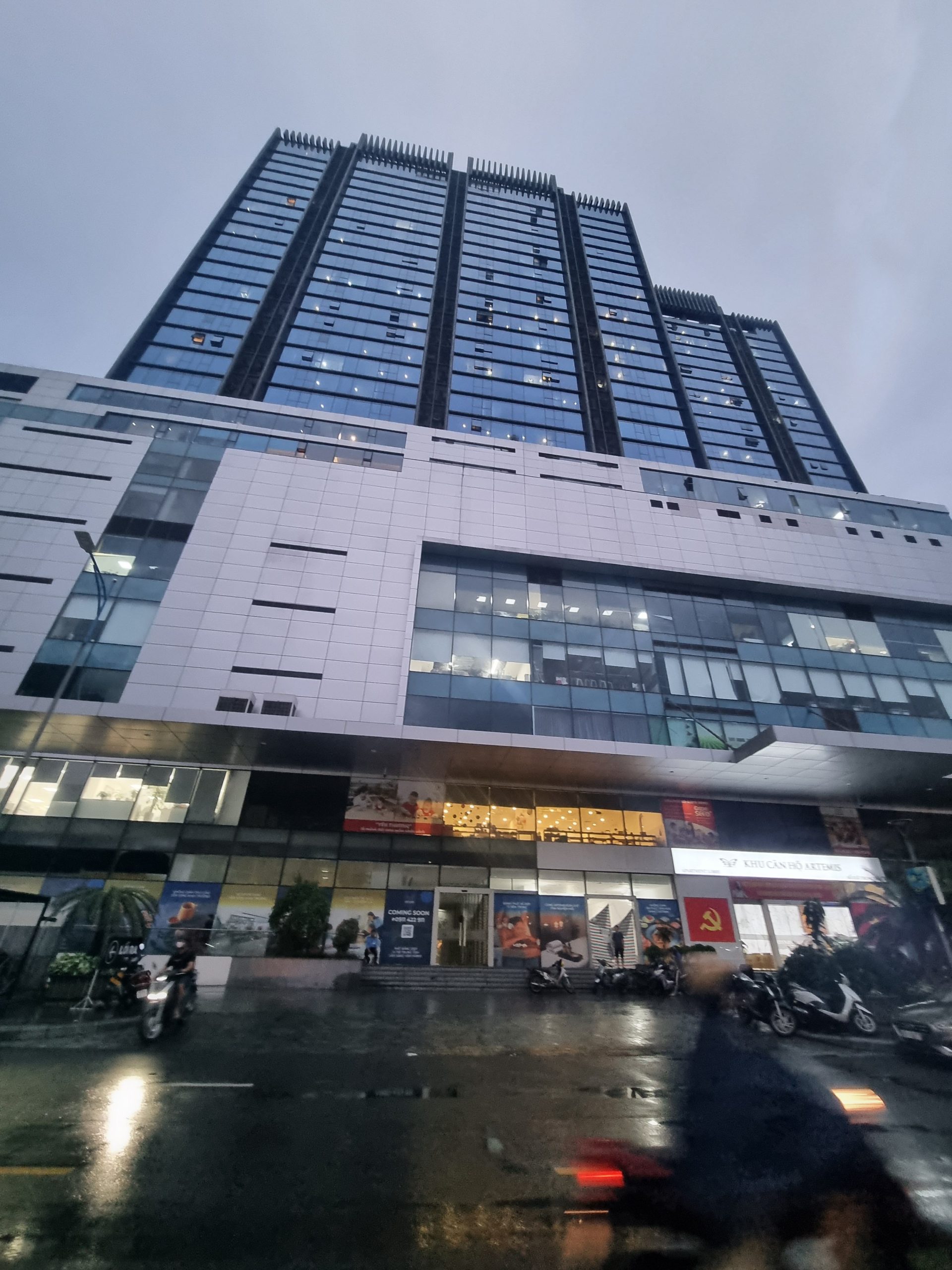 LÔ GÓC VIP LÊ TRỌNG TẤN – 2 MẶT PHỐ – MẶT TIỀN 12M – KINH DOANH ĐỈNH – DÒNG TIỀN 2,4 TỶ/ NĂM