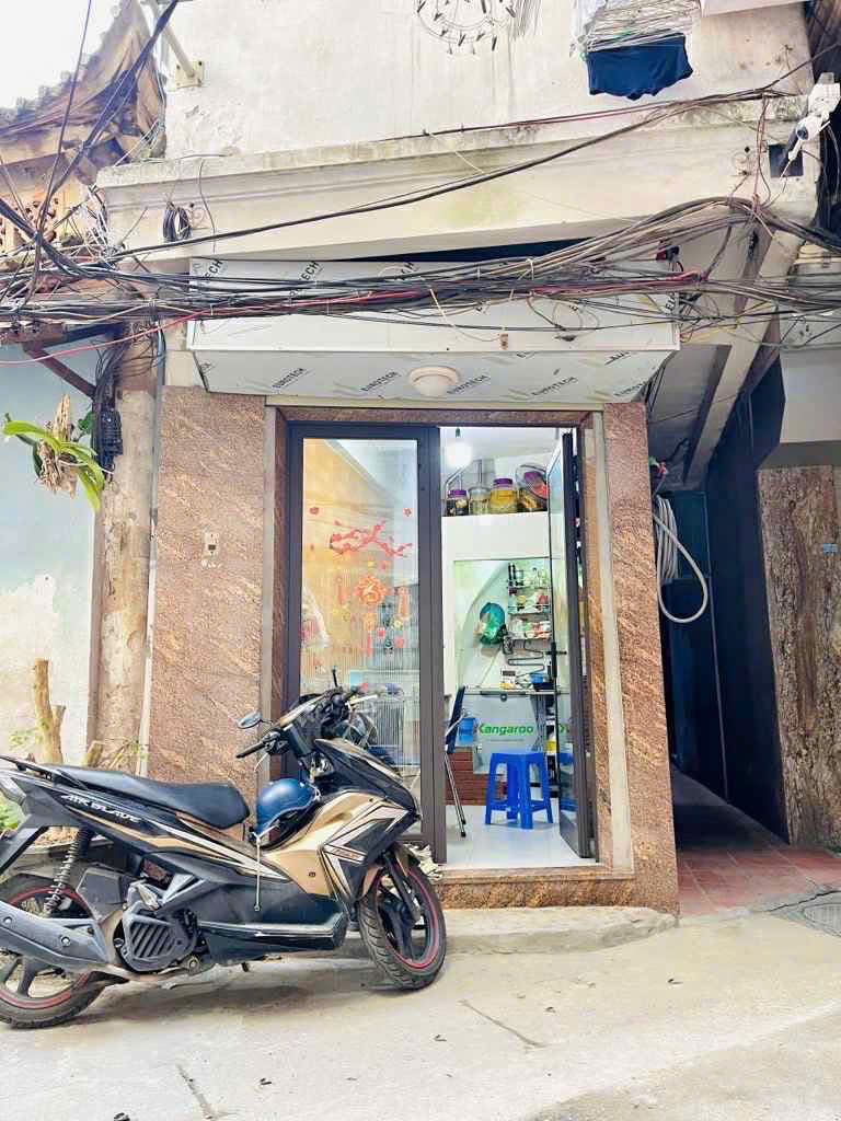 Cho thuê nhà nguyên căn ngõ Tô Hoàng 16m² x 5 tầng 7 triệu/tháng