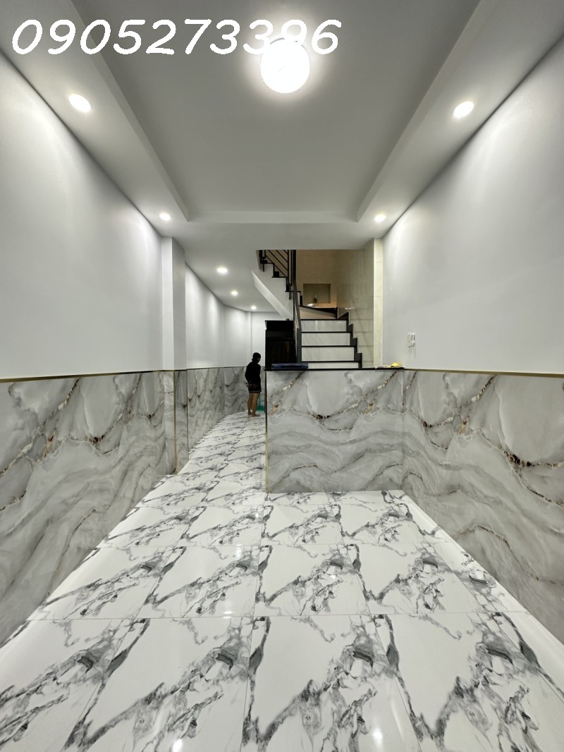 HIẾM BÌNH THẠNH - XE HƠI TỚI NHÀ - SÁT MẶT TIỀN - 33M2 SỔ ĐẸP- 2 TẦNG - CHỈ 4.65 TỶ