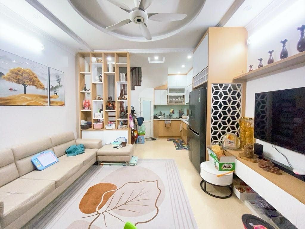 BÁN GẤP – PHỐ LƯƠNG KHÁNH THIỆN – KHU PHÂN LÔ VIP – Ô TÔ ĐỖ CỔNG – 2 THOÁNG TRƯỚC SAU – 35M² × 5 TẦNG – 9.95 TỶ