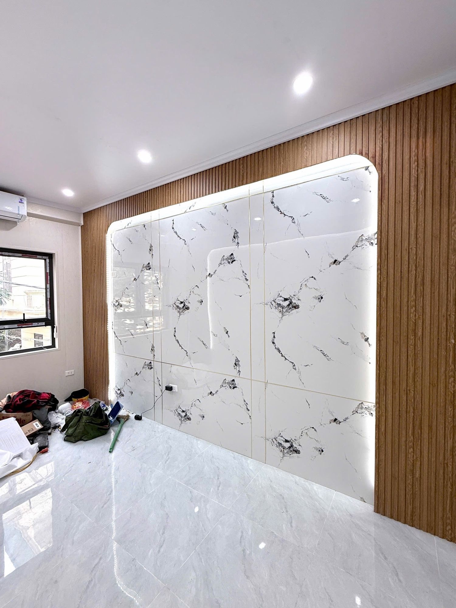 NHÀ THỔ CƯ PHỐ LĨNH NAM – HOÀNG MAI – MẶT NGÕ CHÍNH KINH DOANH – CÁCH PHỐ 2–3 NHÀ – XÂY MỚI 5 TẦNG – FULL NỘI THẤT – 20M² – 5.5 TỶ