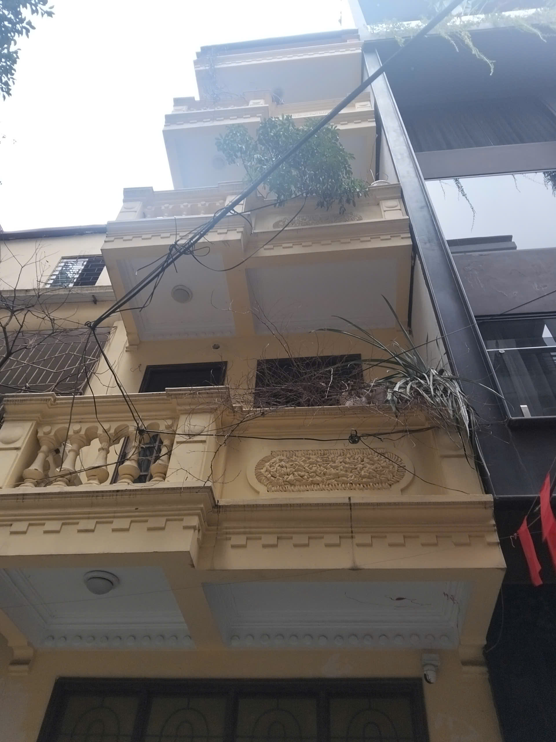 Bán Nhà Phố Tô Vĩnh Diện 33m x 4 Tầng MT 3.3m Vỉa Hè ,Ô Tô Tránh K/D 13.5 Tỷ