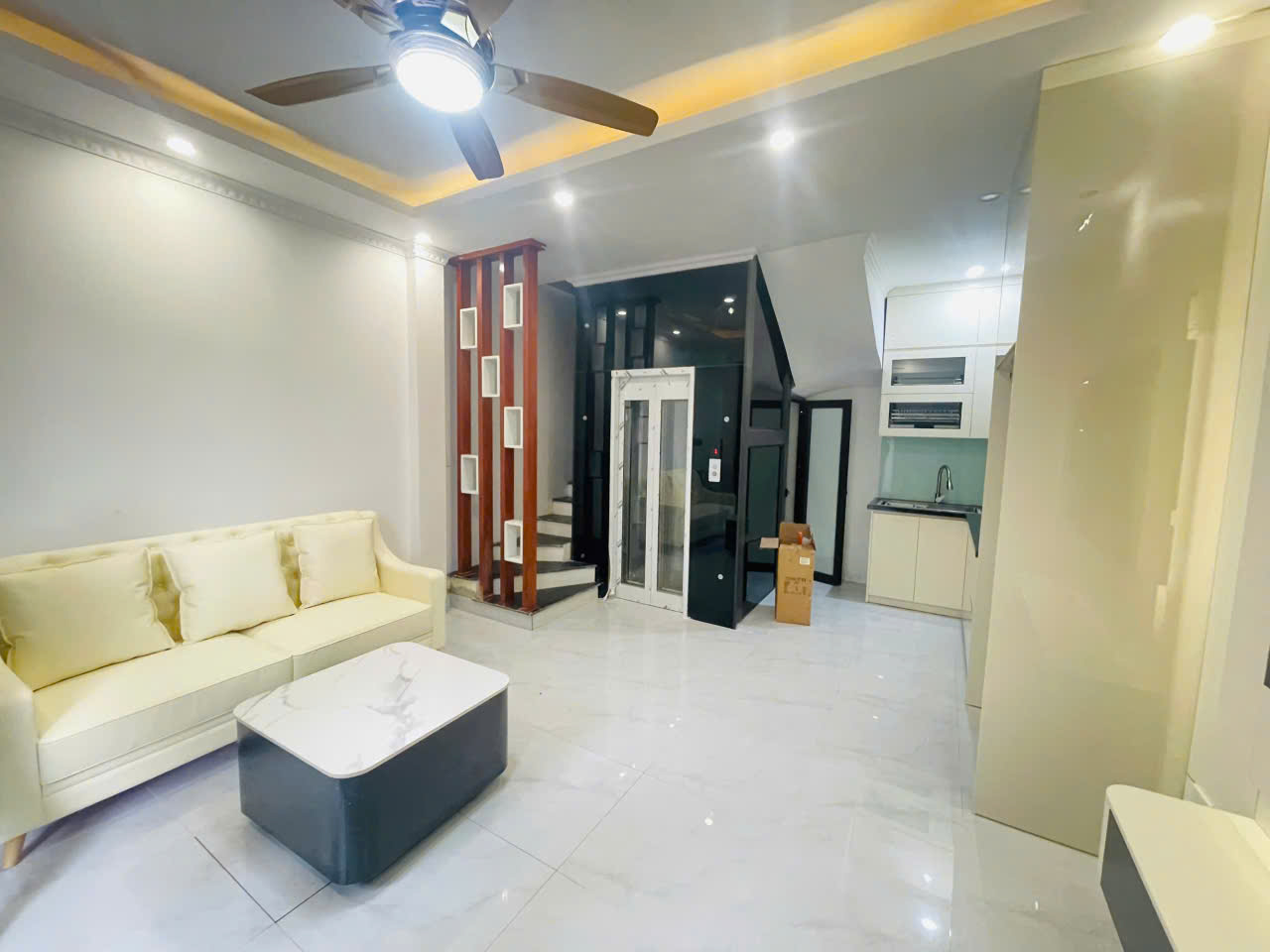 BÁN NHÀ YÊN LỘ, HÀ ĐÔNG – 30M², 5 TẦNG THANG MÁY, LÔ GÓC – 7x TỶ