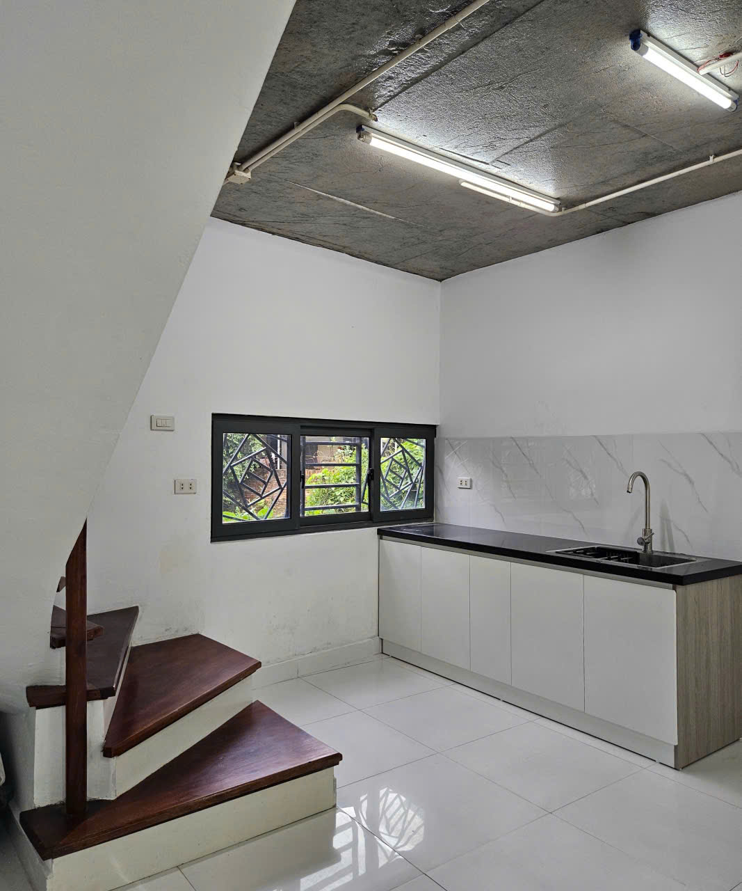 Chính chủ cho thuê nhà 50m2 x 3 tầng ngõ 99 Hậu Ái, Vân Canh, 4PN, 4wc, bếp khách. Nhà mới đẹp, giá 7tr/ tháng