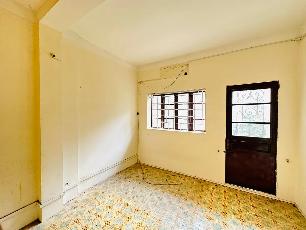 Bán Nhà Phương Mai. Đống Đa. Ô Tô. DT 30m2. MT 3.7m. 4 Tầng. Giá 10.8 Tỷ