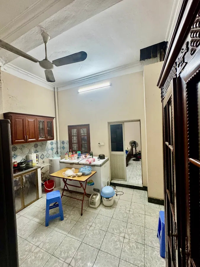 Bán Nhà Mặt Phố Nguyễn Lương Bằng. Đống Đa. Ô Tô. Vỉa Hè. DT 120m2. Giá 49.6 Tỷ