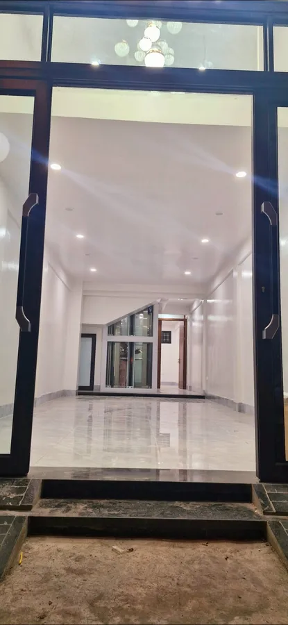 Nhà Nguyễn Trãi. Thanh Xuân. 6 Tầng Thang Máy. Ô Tô. DT 63m2. MT 3.7m. Giá 22.7 Tỷ