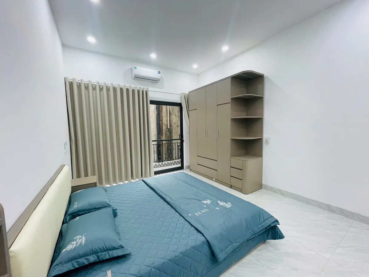 Bán Nhà Võ Thị Sáu. Hai Bà Trưng. DT 64m2. MT 6m. 3 Tầng. Giá 12.5 Tỷ.