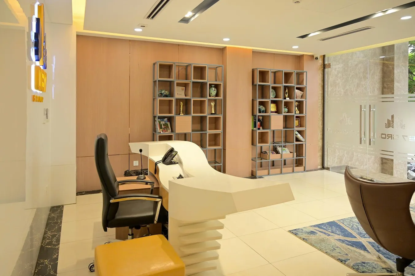 Bán nhà Phố Khương Đình 73m x 9 Tầng + 1 Hầm View Hồ Vỉa Hè K/D Giá Chào 48.5 Tỷ