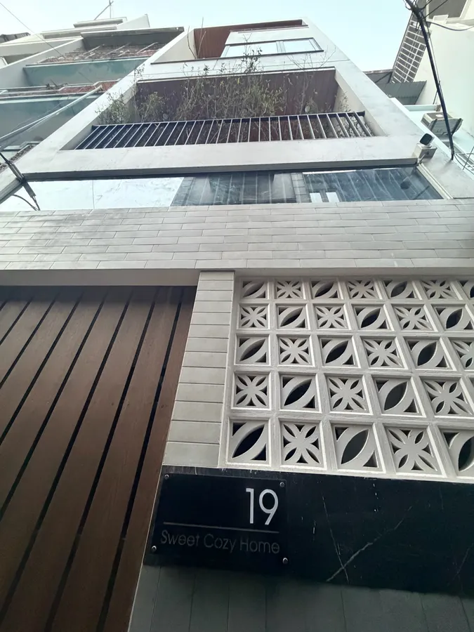 SIÊU PHẨM NHÀ ĐẸP 6 TẦNG - THANG MÁY Ngọc Thụy 51m2 X 14.2 tỷ Long Biên Hà Nội.