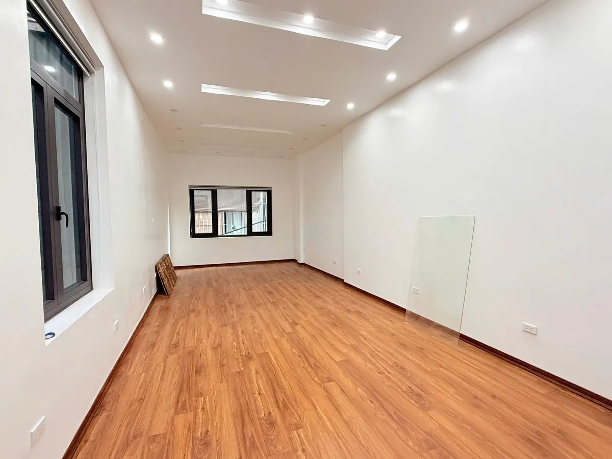 Một căn lô góc hiếm gần KĐT Đại Kim – 5 tầng, có thang máy