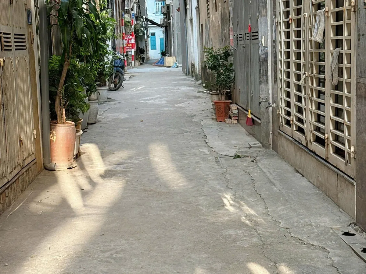 SIÊU PHẨM - PHÂN LÔ - Ô TÔ ĐỖ CỬA Vũ Xuân Thiều 48m2 X 4 Tầng 10.6 tỷ Long Biên.