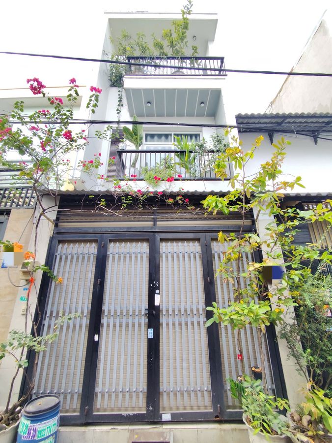 NHÀ ĐẸP CÁCH MT NGUYỄN THỊ TÚ 500m, CÁCH CHỢ BÌNH THÀNH 10M, DT 60M2