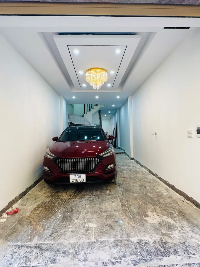 NHÀ MỚI FULL NỘI THẤT Ô TÔ ĐỖ CỬA 52m2 X 6 Tầng X 14.8 Tỷ.Bát khối Long Biên Hà Nội.