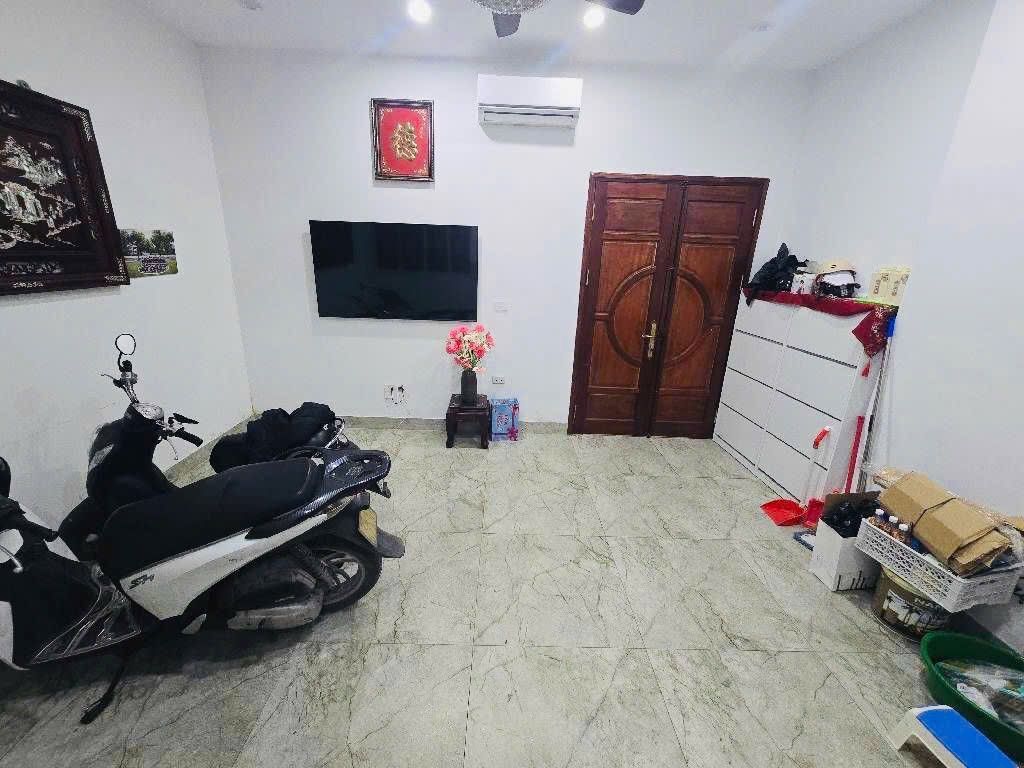 Bán Nhà Ngọc Hà 34/38m2. 4 tầng, mặt tiền 4 m. giá 8.4 tỷ Ba Đình Hà Nội