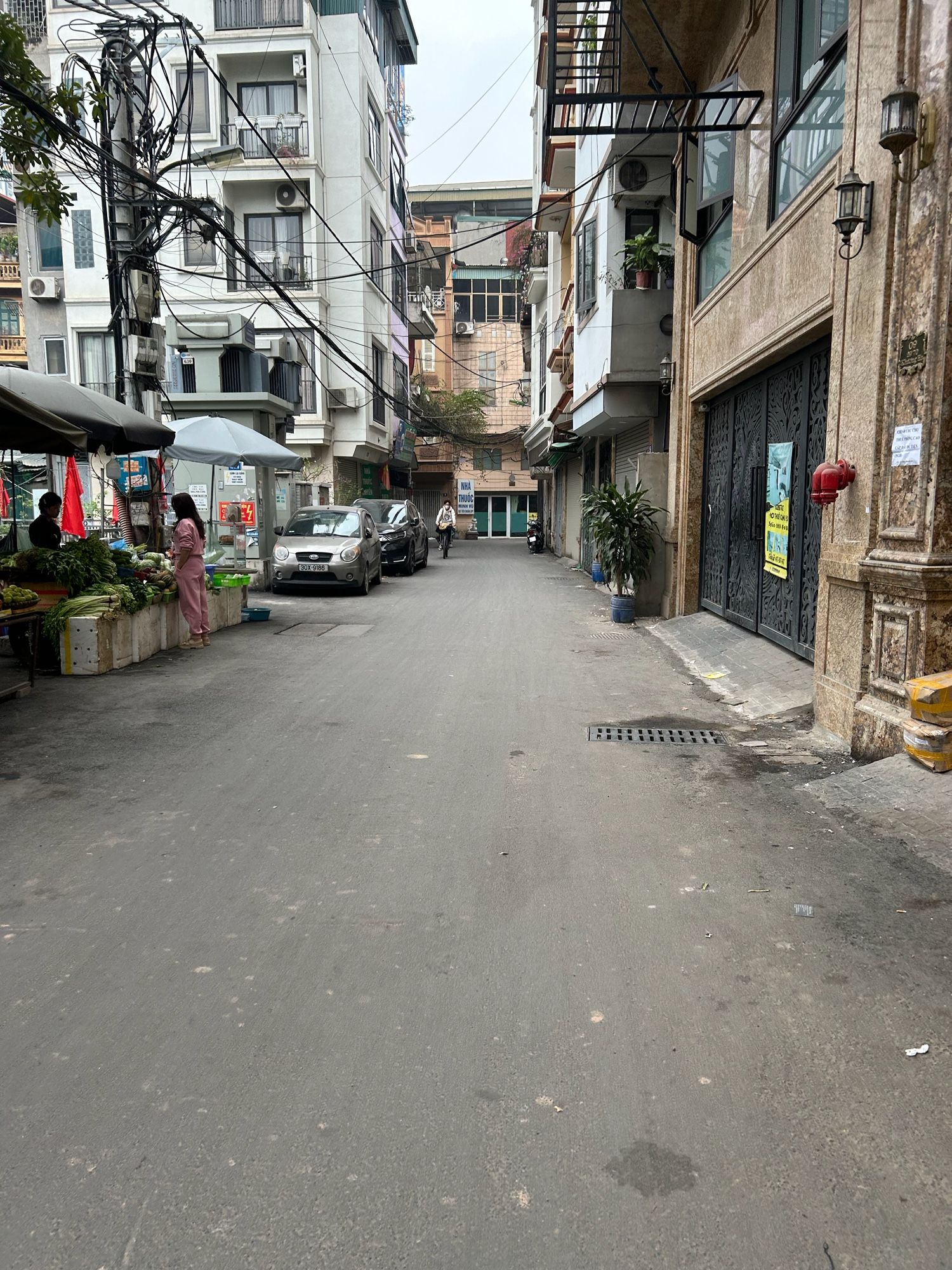 Bán nhà phố Khương Hạ, 36m, 5 tầng, gần đường ô tô, Ngõ đẹp nhất, dân trí cao, gần chợ, trường học các cấp, gần khu Royal City