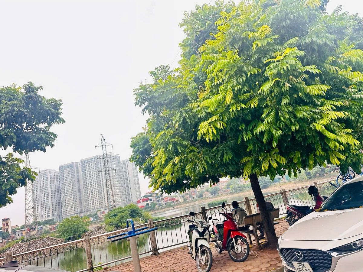 Bán nhà phố Khương Đình – 61m², MT 5m – Ngõ ba gác tránh xe máy – Gần hồ – 19.3 Tỷ