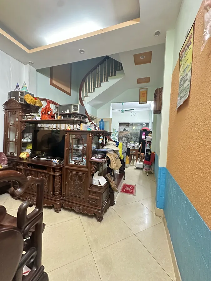 SIÊU PHẨM KIM GIANG – NHÀ CHỦ TỰ XÂY CHẮC CHẮN - 50M RA Ô TÔ TRÁNH - SÁT KĐT THE MANOR - GẦN TRƯỜNG – CHỢ – BÃI GỬI XE