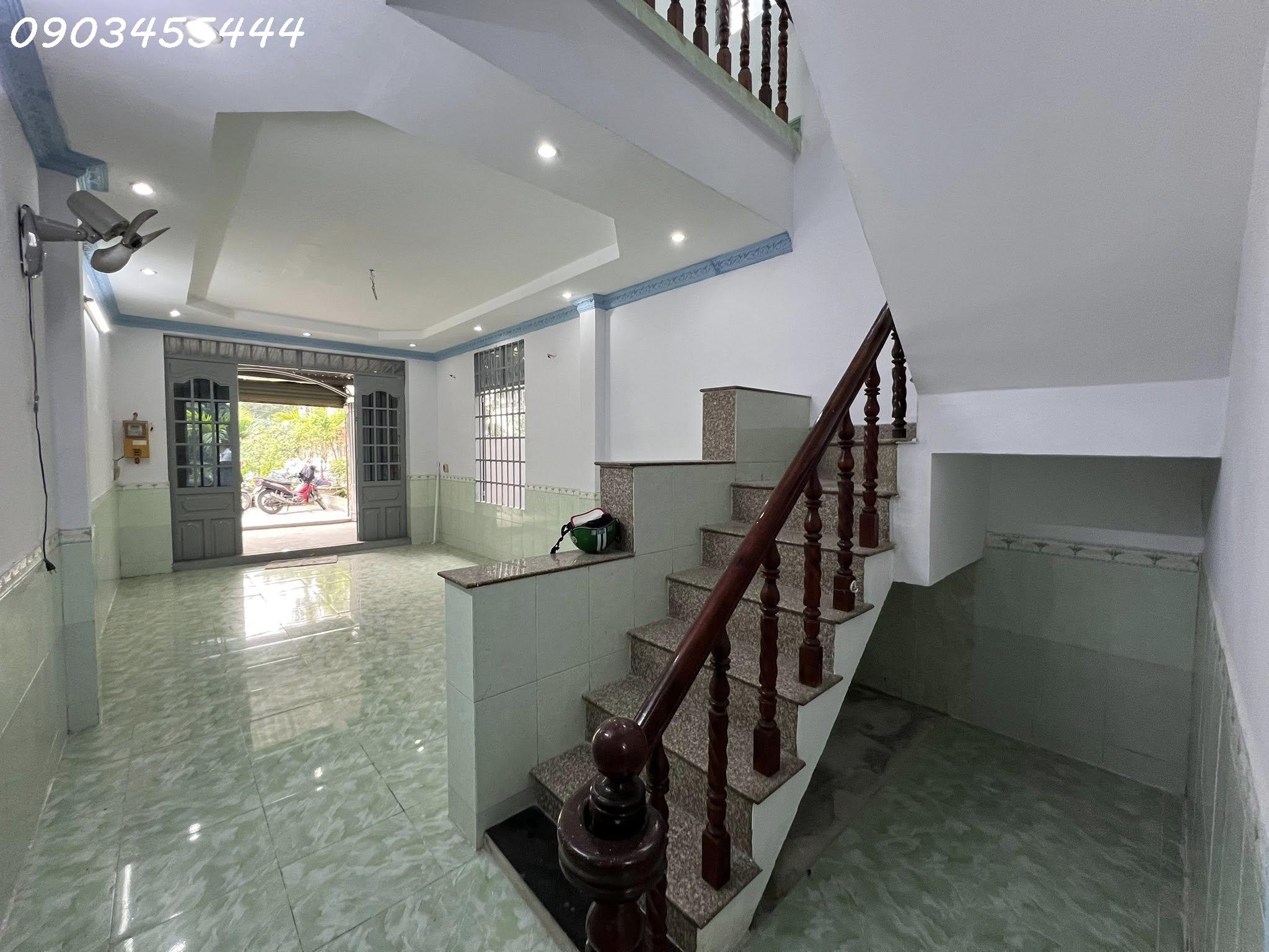 Nhà sát Bình Thạnh, Quốc Lộ 13, Hiệp Bình Phước, 115m2, 2 tầng, 6.5 tỷ