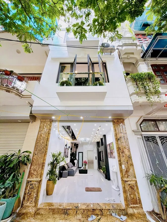 Bán Nhà Mới Lê Trọng Tấn - Thanh Xuân, 50m x 5T Thang Máy, 3PN, Gara Ô tô, Sân Chơi, Sổ đỏ