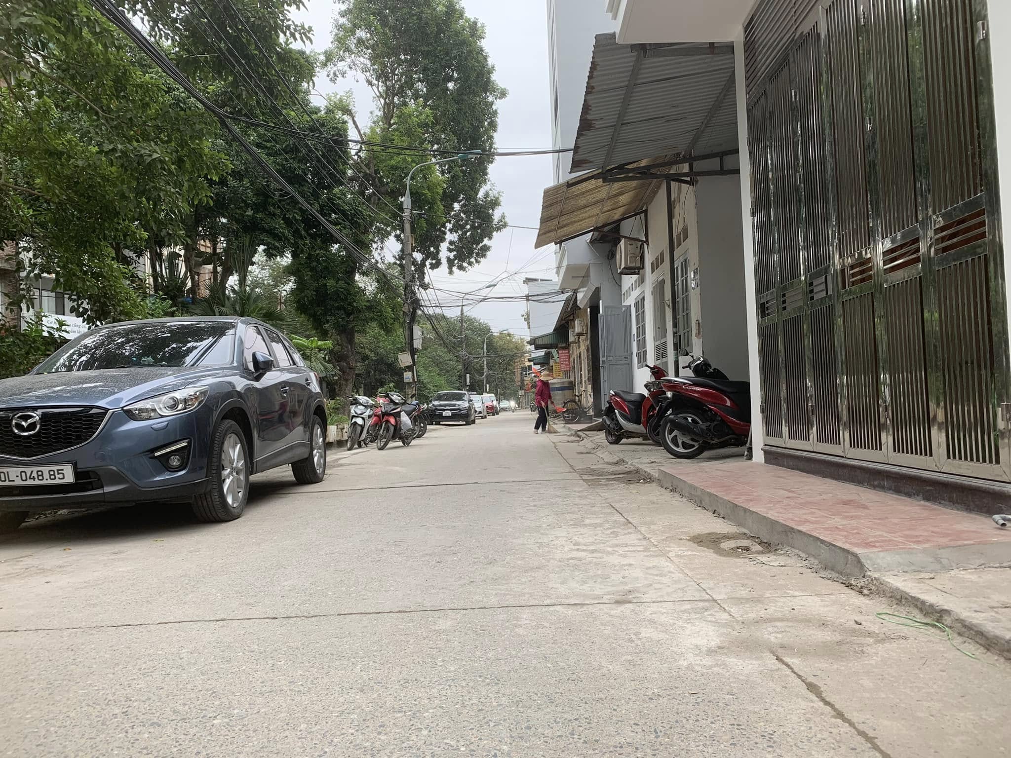 Bán nhà Hồ Tùng Mậu sát Metro, ngõ ô tô, sổ vuông, tiềm năng tăng giá mạnh