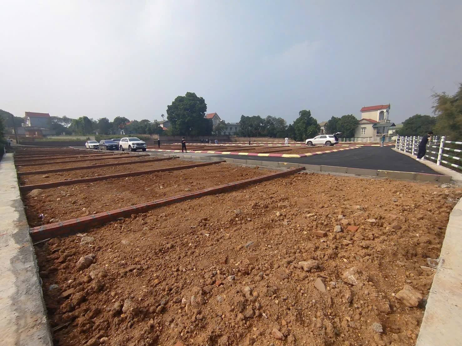 860.000 dân!!! ✅Với quy mô dân số khổng lồ này, các đô thị vệ tinh như Sơn Tây – Hòa Lạc – Xuân Mai trở thành lựa chọn tất yếu, trong đó Hòa Lạc đang nổi