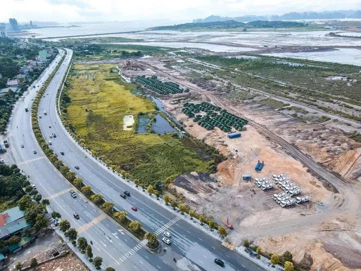 TÔI CẦN BÁN ĐẤT MẶT ĐƯỜNG CHÍNH HÀ KHẨU PHƯỜNG TUẦN CHÂU QUẢNG NINH