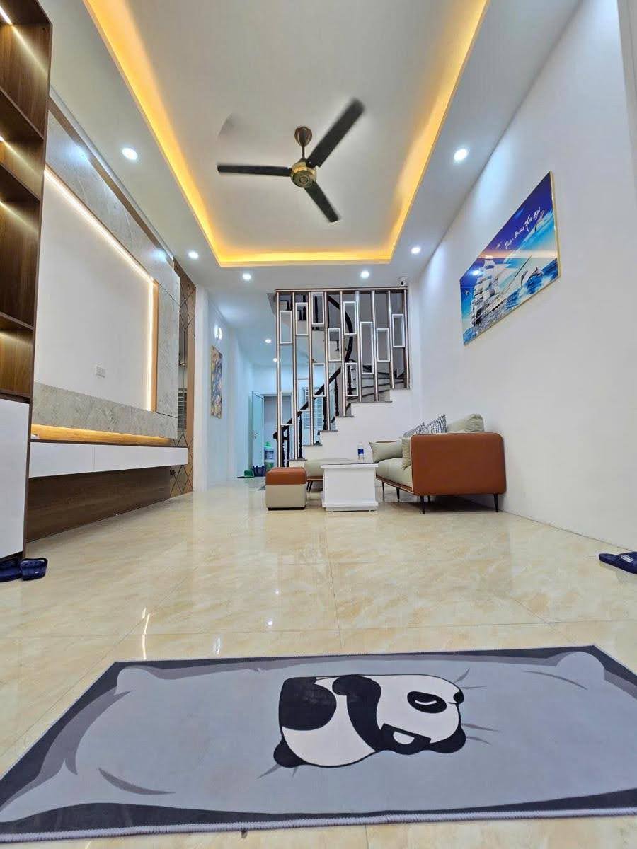 Nhà đẹp Kim Giang - 38m*5 tầng*4mMT - Cạnh KĐT mới Đại Kim-ô tô cách 10m. Giá 8,9 tỷ