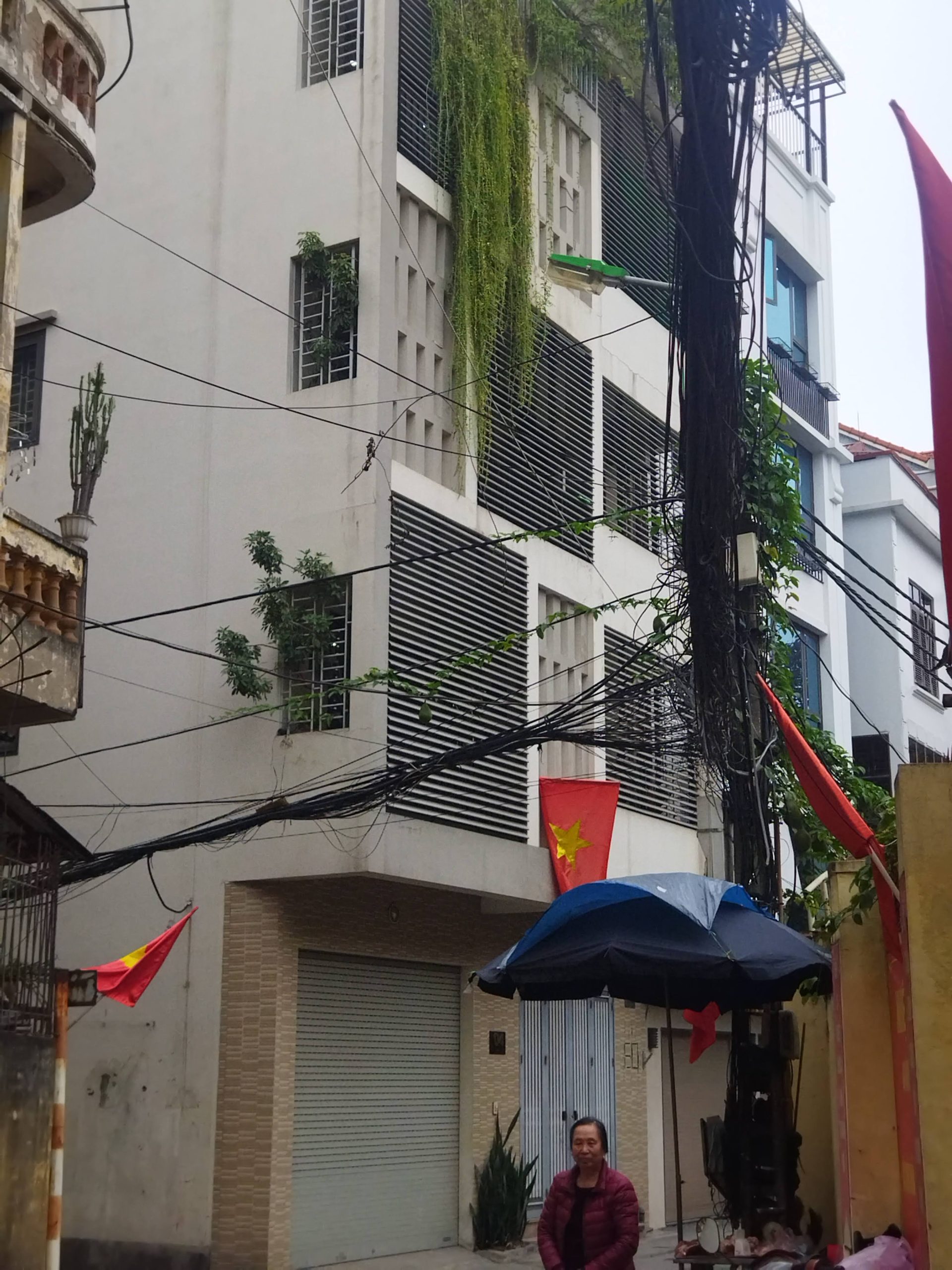 Phố Hoàng Văn Thái/Thanh Xuân-50m*5 tầng*5mMT- Ngõ thông ô tô- Kinh doanh- 15,8 tỷ