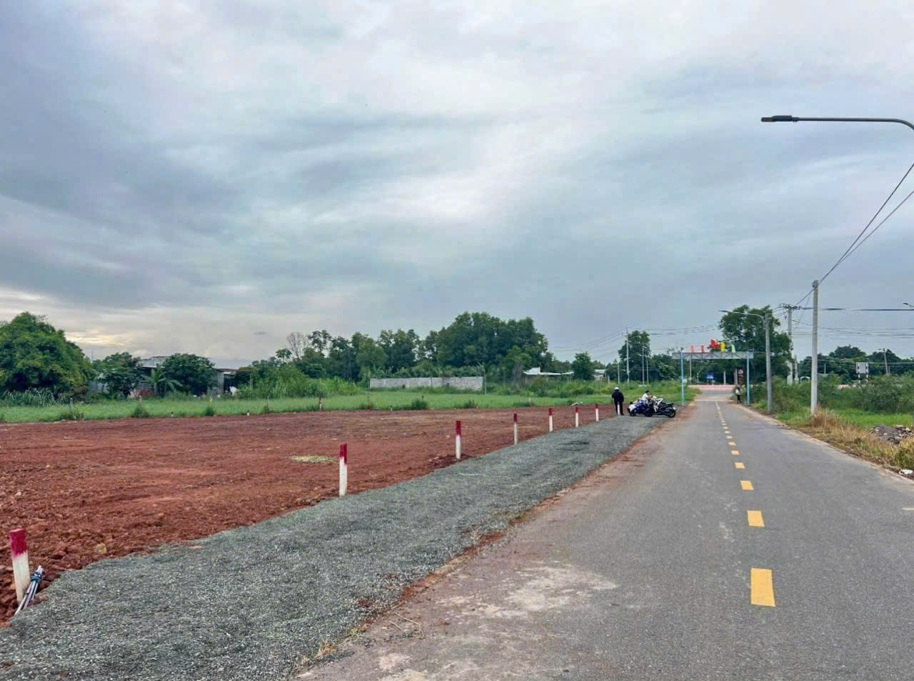 Tôi bán lại vài lô đất tại Thị Xã Chơn Thành giữa 2 khu công nghiệp Minh Hưng và SiKyCo