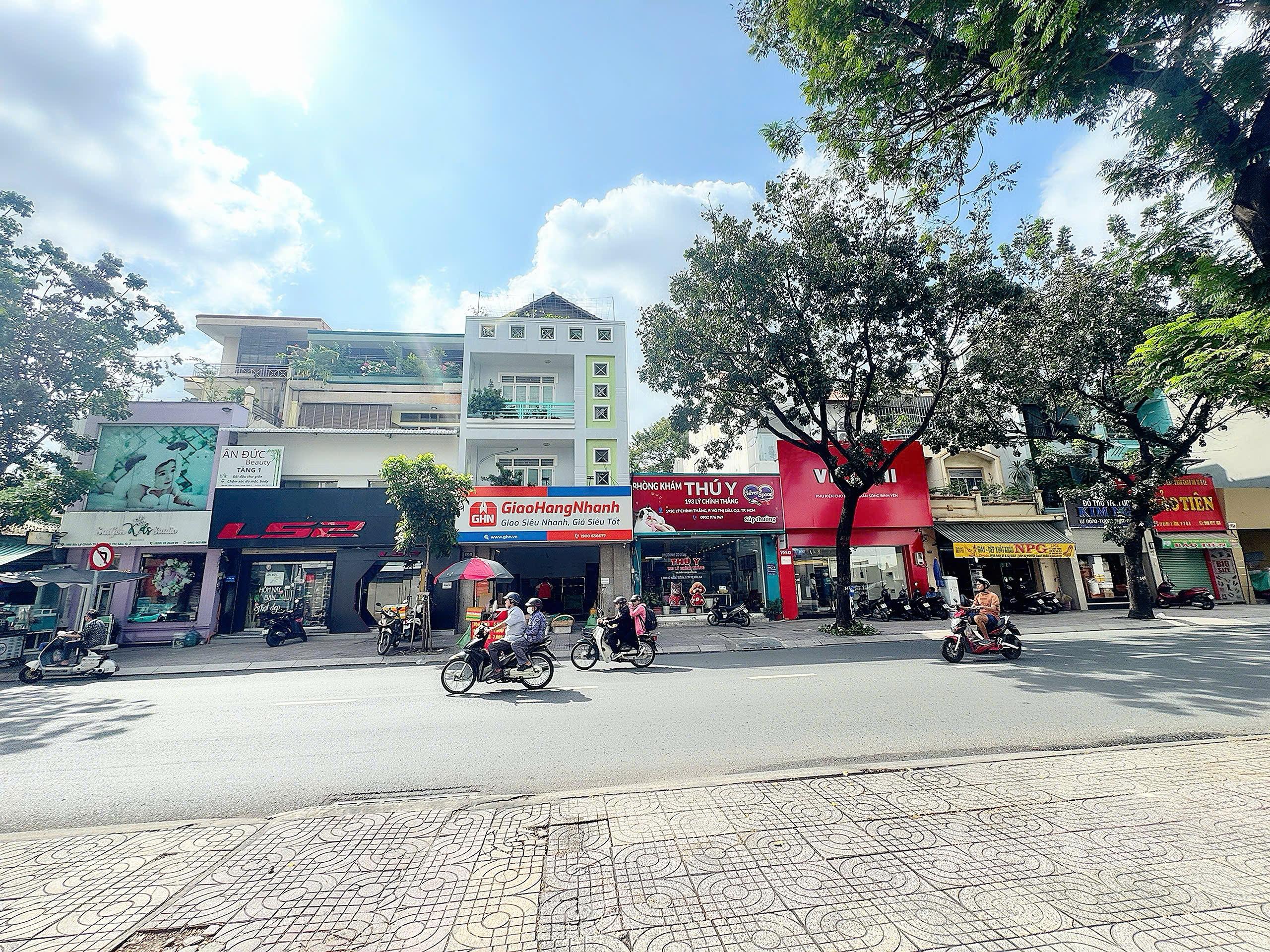 CHÍNH CHỦ CHƯA QUA ĐẦU TƯ - BÁN NHÀ MẶT TIỀN KD Đ. LÝ CHÍNH THĂNG, QUẬN 3 - VỊ TRÍ HIẾM NHÀ BÁN * LH GIANG