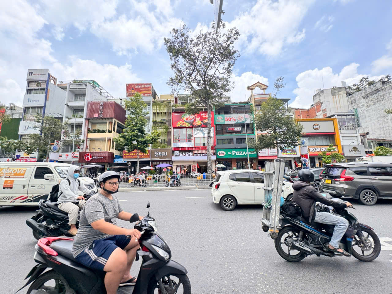 BÁN NHÀ MẶT TIỀN KD ĐƯỜNG 30M NGUYỄN THÁI HỌC, QUẬN 1 - NGAY PHỐ TÂY BÙI VIỆN & CHỢ BÊN THÀNH CHỈ VÀI BƯỚC CHÂN- DT