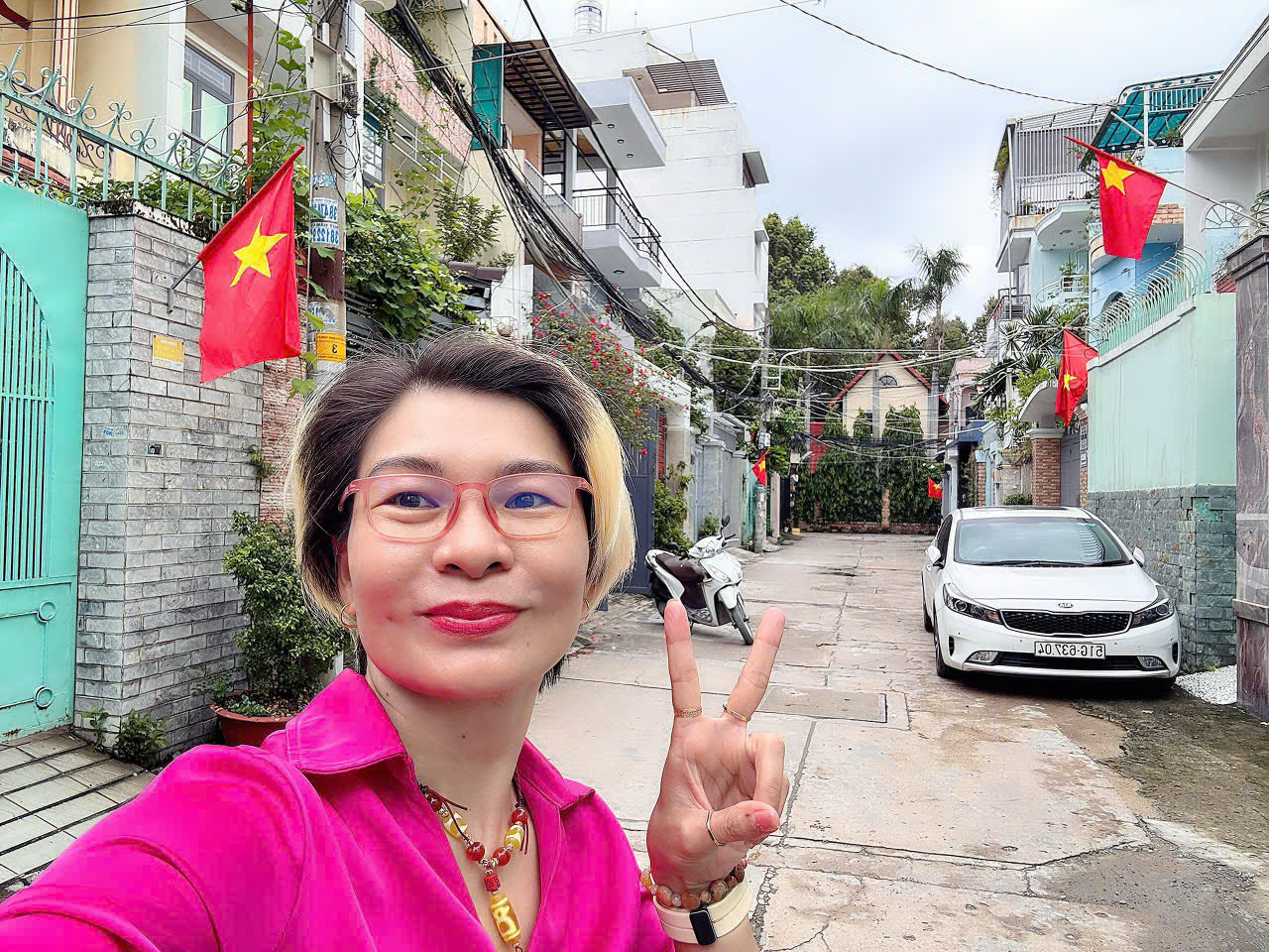 BÁN NHÀ 2 TẦNG NGAY KHU BIỆT THỰ Đ. CÁCH MẠNG THÁNG 8, QUẬN 3 - NGANG ĐẸP 4,4M*19M - CHỈ 16,5T*LH GIANG GIANG: