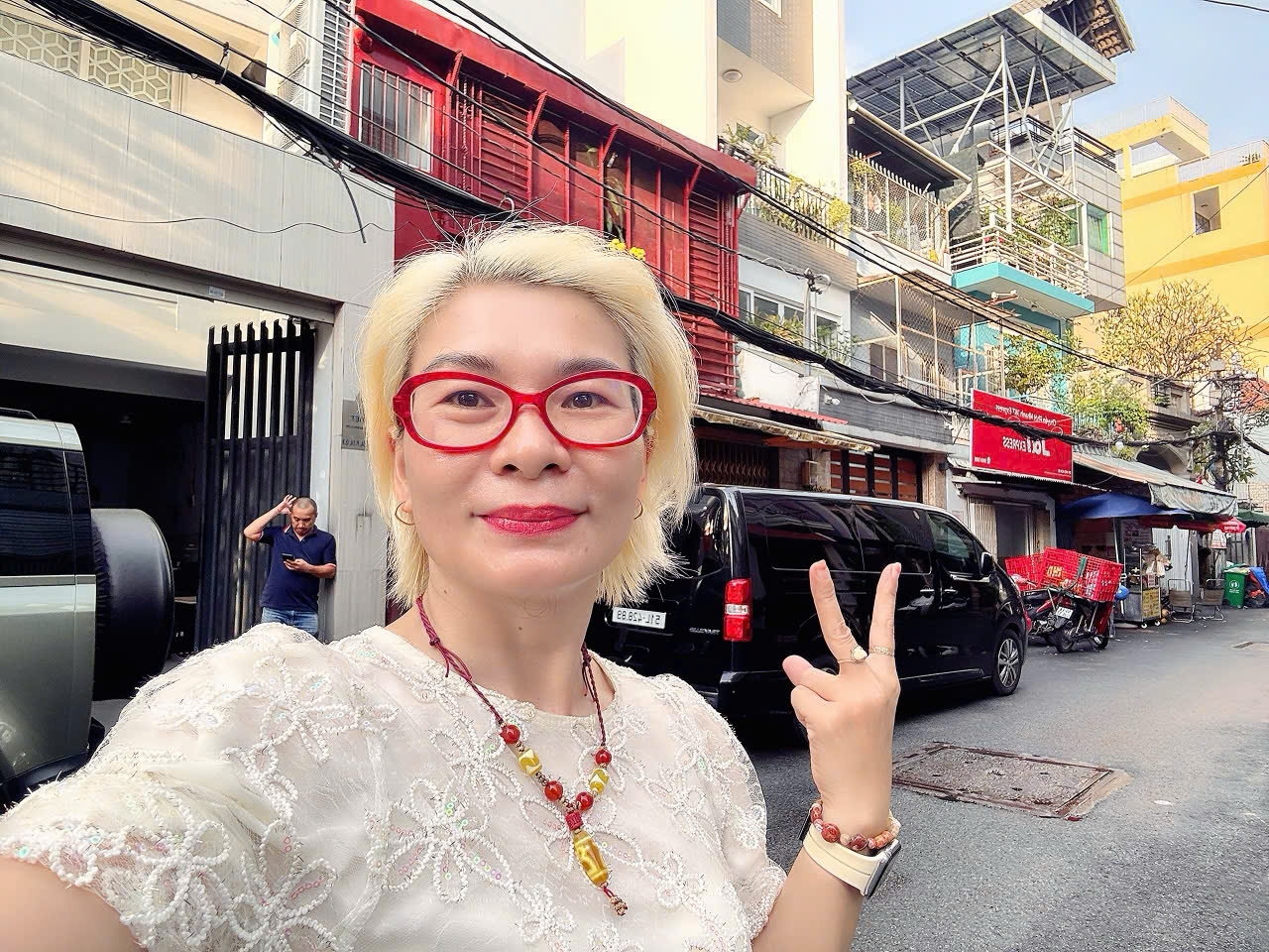 BÁN NHÀ 3 TẦNG HXH 8M Đ. LÊ VĂN SỸ, QUẬN 3 - 4.2M NỞ HẬU 5,8M*13M VUÔNG ĐẸP - HDT ĐỀU 30TR/TH * LH GIANG GIANG: