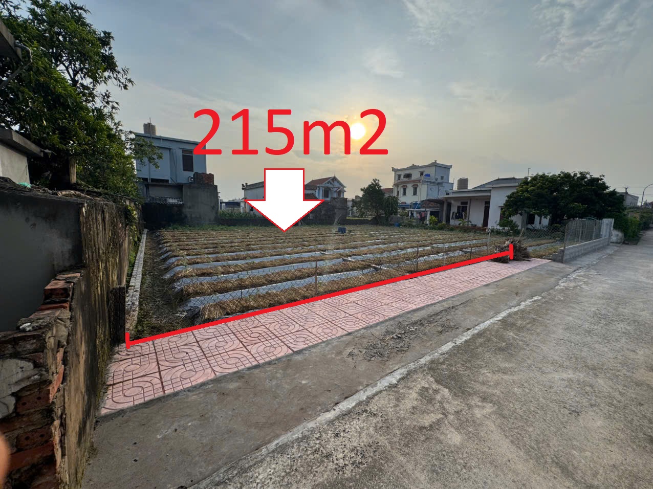 CẦN TIỀN BÁN GẤP 215m2 SÁT khu công nghiệp VSIP chỉ 1 tỷ 450 triệu