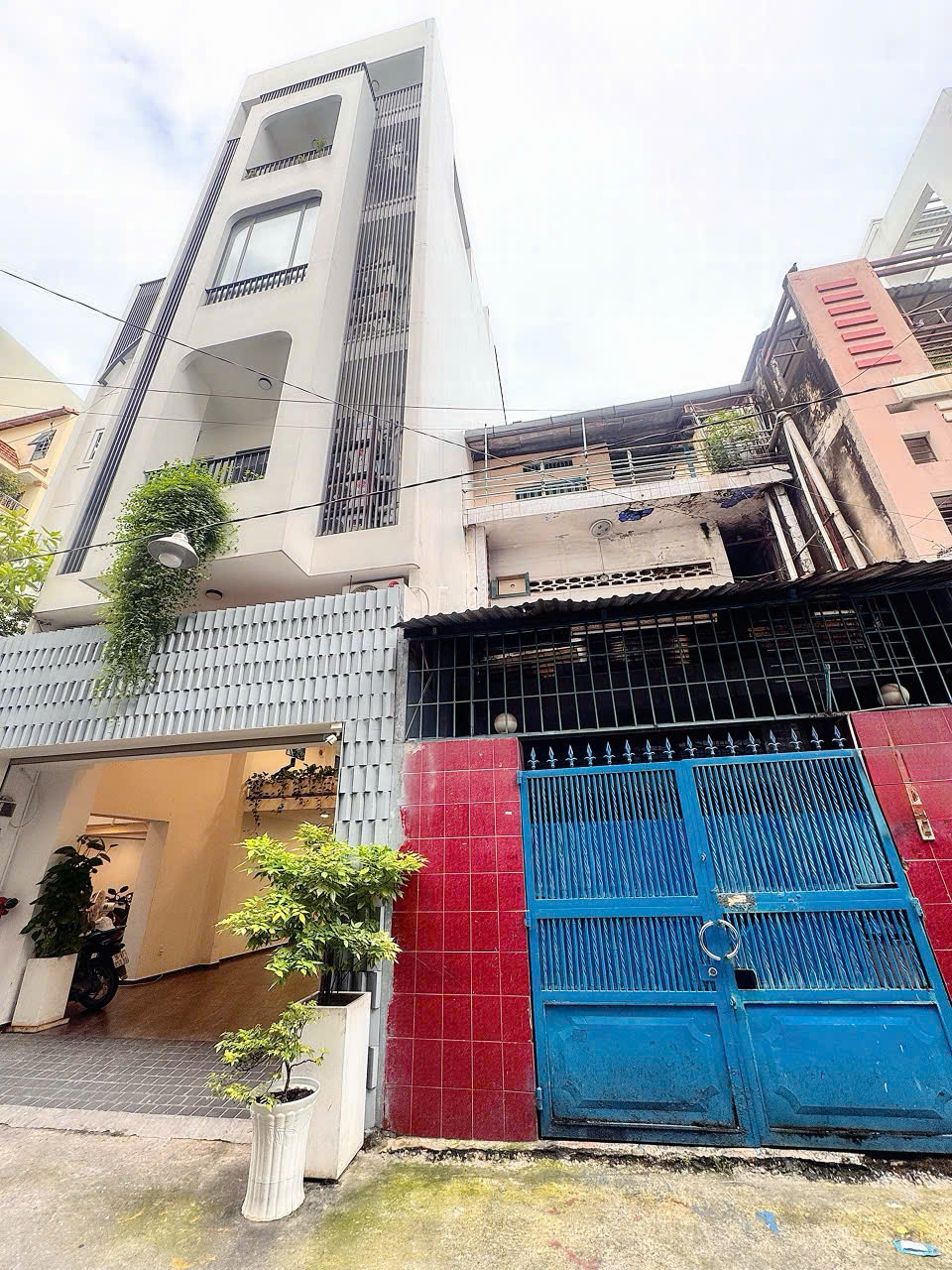 CHÍNH CHỦ XƯA CẦN BÁN NHÀ 3 TẦNG HXH Đ.LÊ VĂN SỸ, QUẬN 3 - NGANG HIẾM 5,5M*15M * LH GIANG GIANG: 093.86.76.685